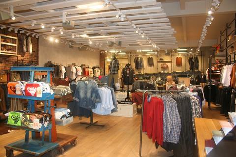 River Island, Swindon